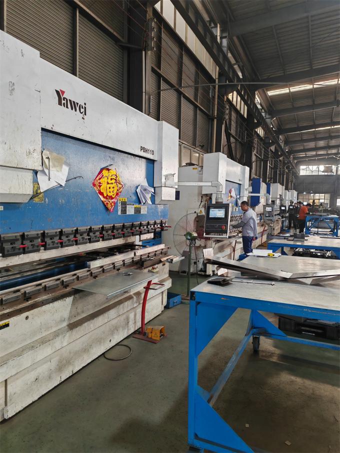 Hot Dip Galvanized Steel Cable Tray Electric Wire Cable Channel Tray Silvery Color 3