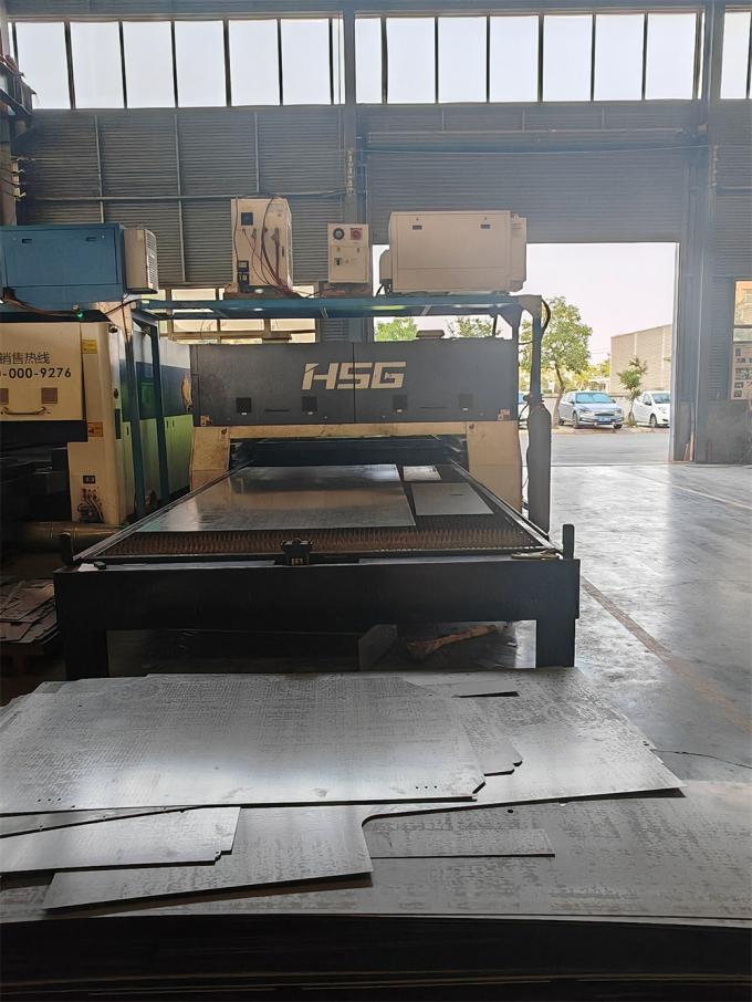 Hot Dip Galvanized Steel Cable Tray Electric Wire Cable Channel Tray Silvery Color 4